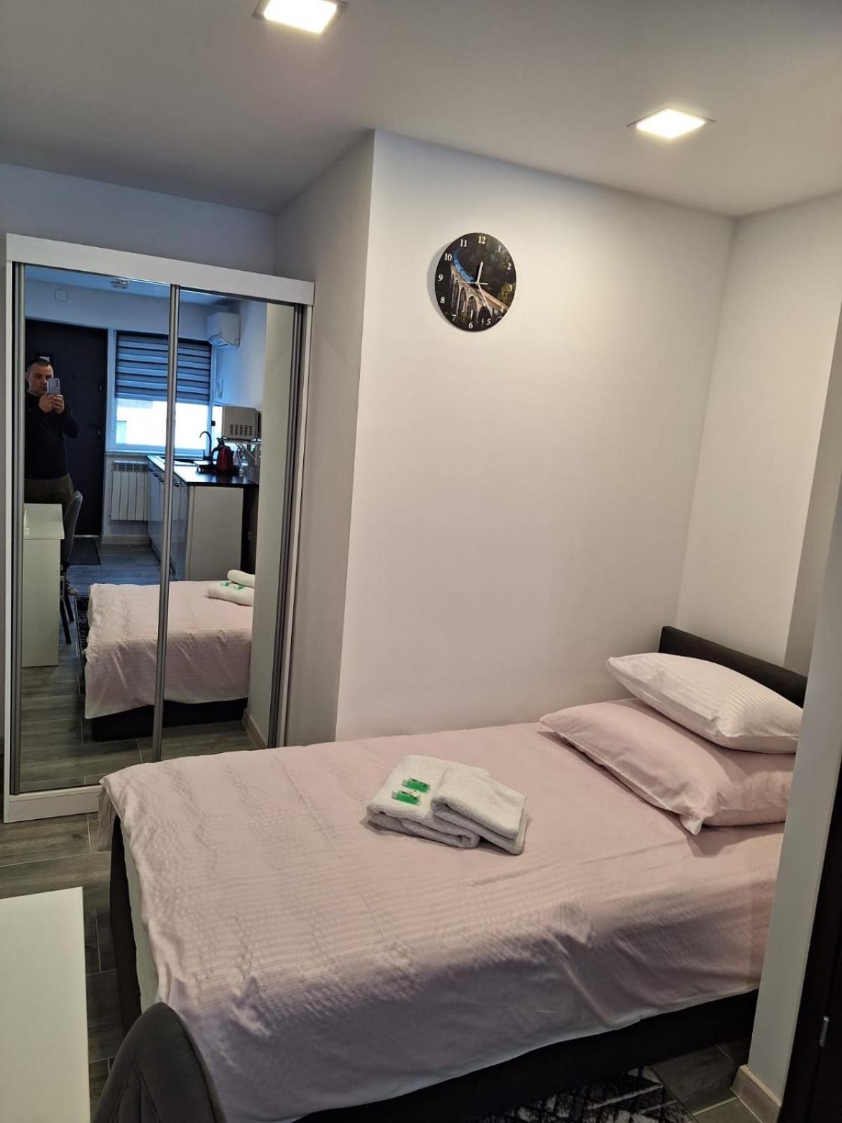 בולסלאביש Comfort Stay, Ev, Parking מראה חיצוני תמונה