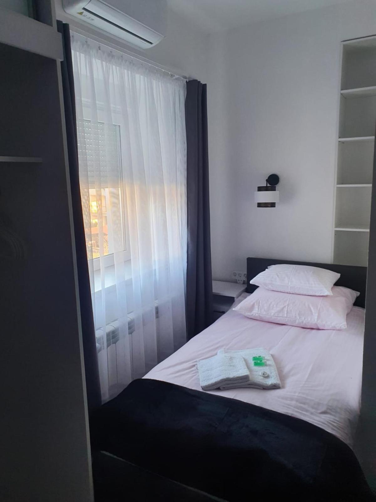 בולסלאביש Comfort Stay, Ev, Parking מראה חיצוני תמונה