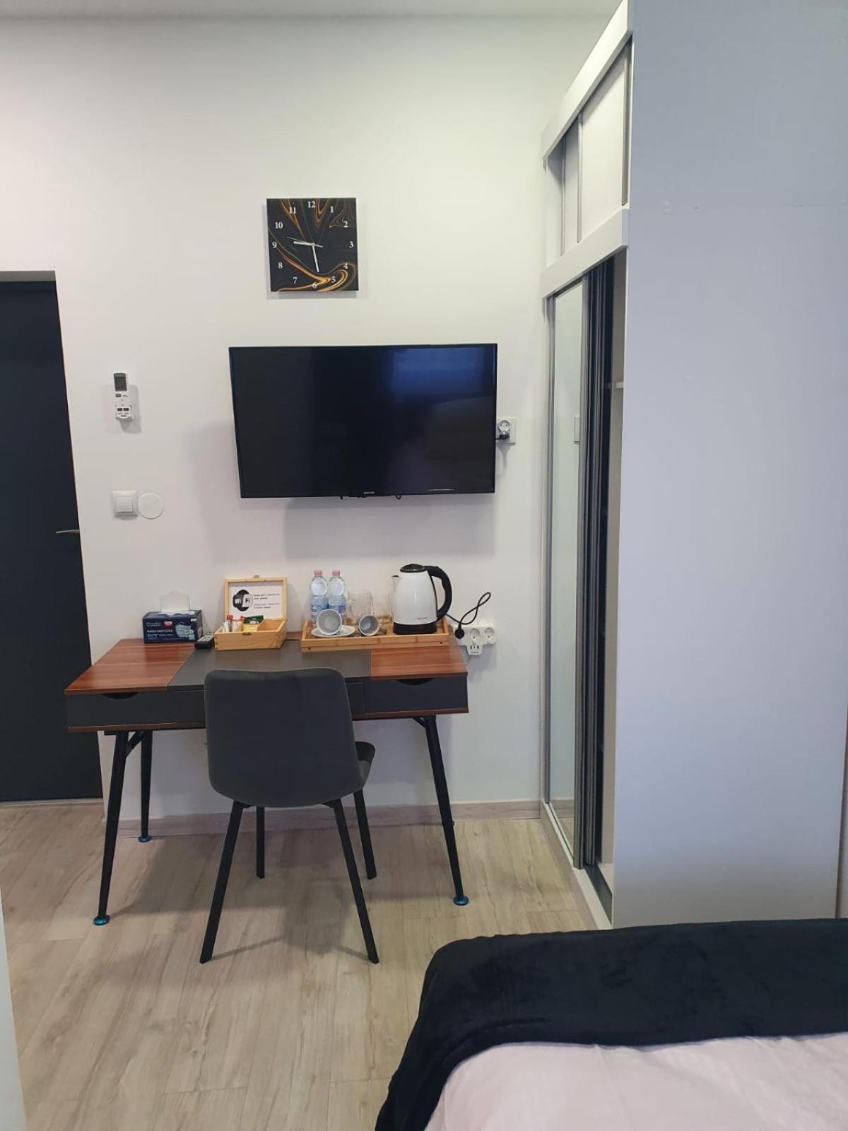 בולסלאביש Comfort Stay, Ev, Parking מראה חיצוני תמונה