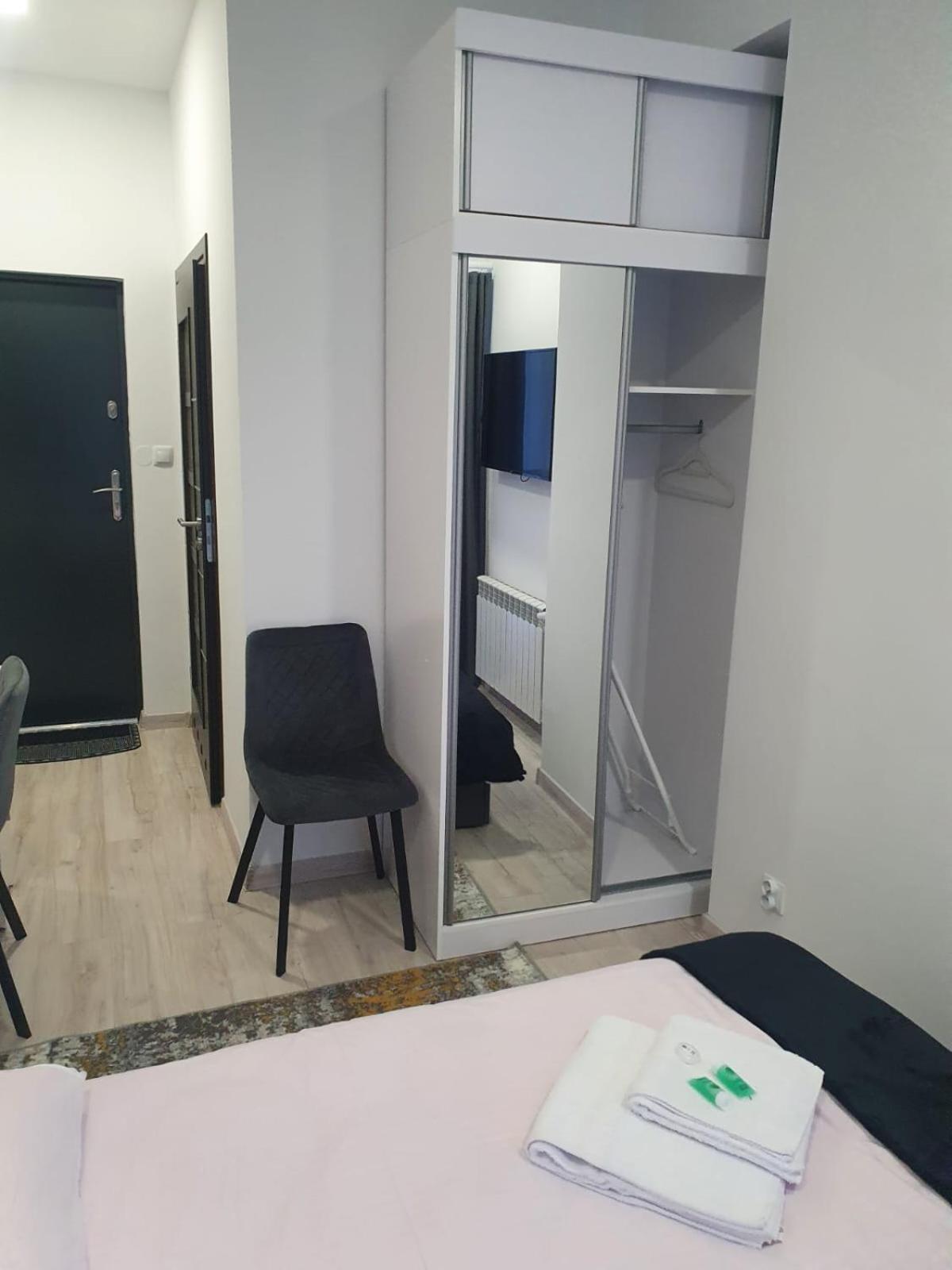 בולסלאביש Comfort Stay, Ev, Parking מראה חיצוני תמונה