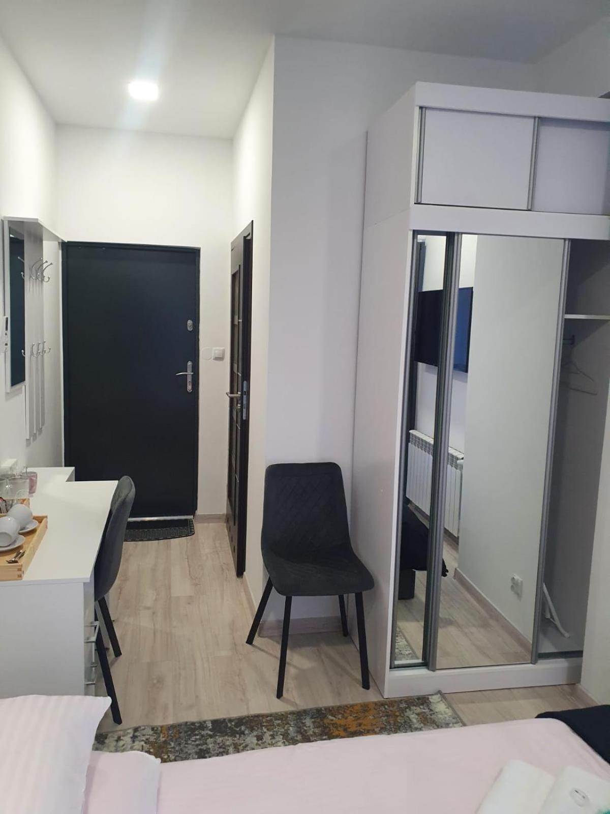 בולסלאביש Comfort Stay, Ev, Parking מראה חיצוני תמונה